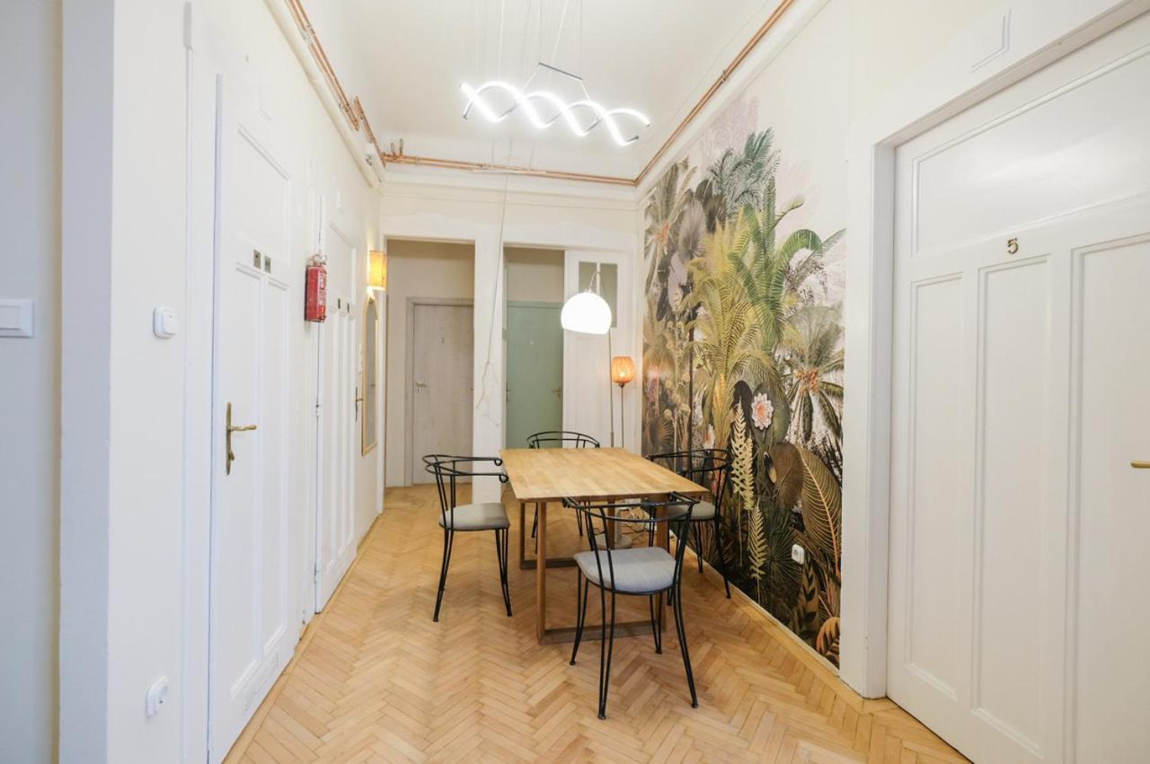 Acacia Hostel بودابست المظهر الخارجي الصورة