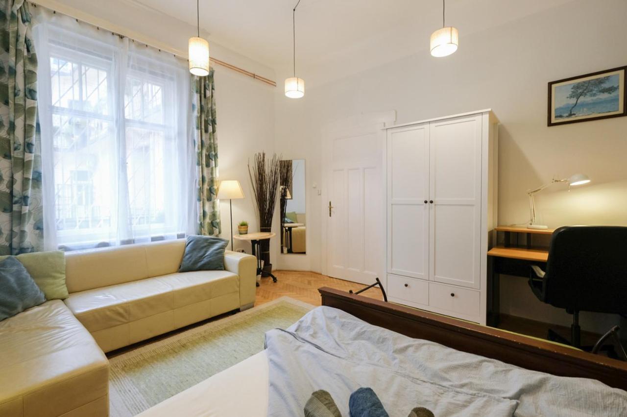 Acacia Hostel بودابست المظهر الخارجي الصورة